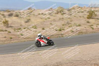 media/Apr-20-2025-AHRMA (Sun) [[393a79c373]]/Race/Group 11 early race/Turn 4b/